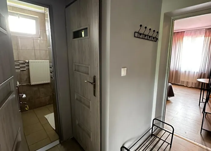 Karnat 3 Ze Sniadaniem Apartment