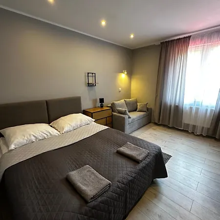 Karnat 3 Ze Sniadaniem Apartman